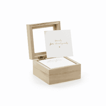 Puinen vieraskirja laatikko