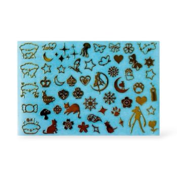 Resiinitarrat, pienet kultaiset kuviot