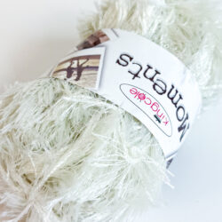 King Cole Moments lanka 50g, 471 Cream