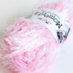 King Cole Moments lanka 50g, 479 Soft pink